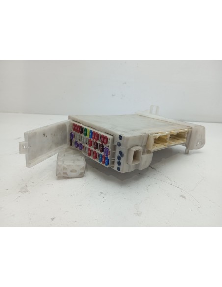 Recambio de modulo electronico para toyota prius+ eco referencia OEM IAM 8273047550  