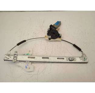 ELEVALUNAS TRASERO DERECHO...