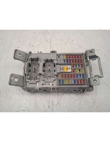 CAJA RELES / FUSIBLES HYUNDAI I20...