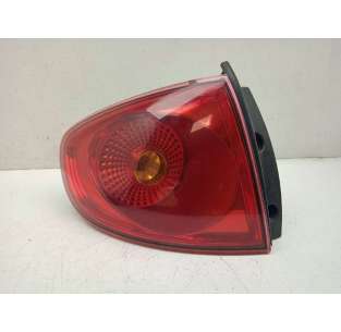 PILOTO TRASERO IZQUIERDO...