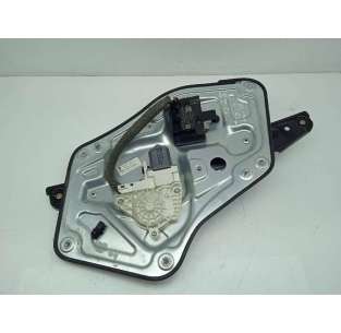 ELEVALUNAS DELANTERO...