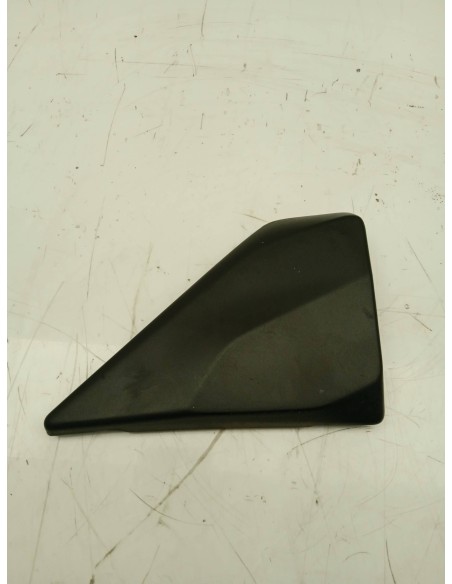 Recambio de plastico para bmw r 1200 rt r 1200 rt referencia OEM IAM 46638534860  