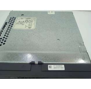 SISTEMA AUDIO / RADIO CD -... 2