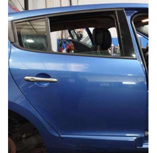 PUERTA TRASERA DERECHA...