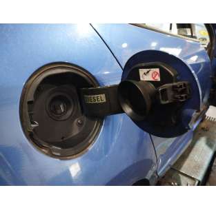 TAPA EXTERIOR COMBUSTIBLE... 2