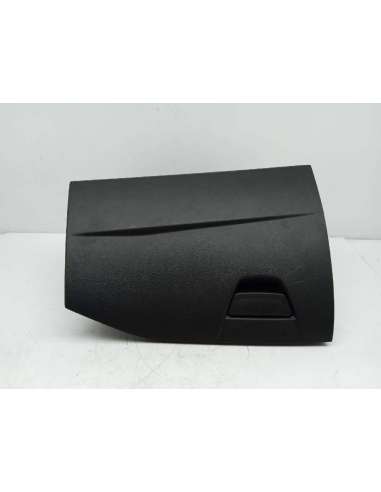 GUANTERA FORD FOCUS BERLINA (CEW)...