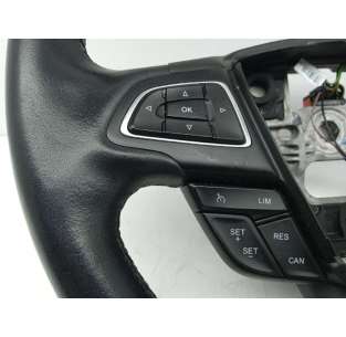 VOLANTE FORD FOCUS BERLINA... 2