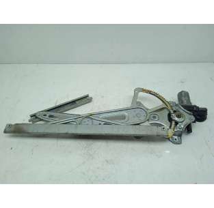 ELEVALUNAS DELANTERO...