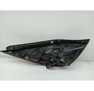 PILOTO TRASERO DERECHO... 2