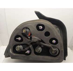 PILOTO TRASERO DERECHO... 2