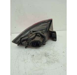 PILOTO TRASERO DERECHO SEAT... 2