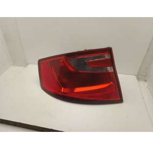 PILOTO TRASERO IZQUIERDO...