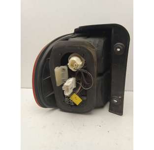 PILOTO TRASERO DERECHO... 2