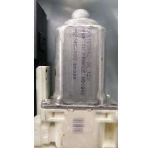 ELEVALUNAS DELANTERO... 2