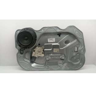 ELEVALUNAS DELANTERO...