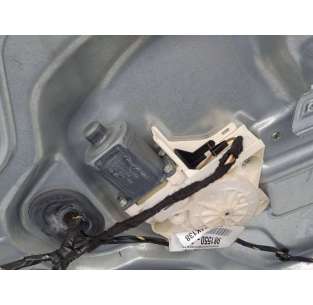 ELEVALUNAS DELANTERO... 2