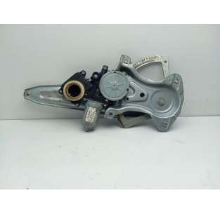 ELEVALUNAS TRASERO DERECHO...