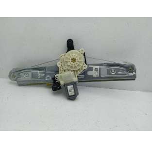 ELEVALUNAS TRASERO DERECHO...