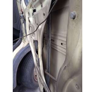 ELEVALUNAS DELANTERO...