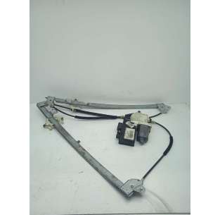 ELEVALUNAS DELANTERO...