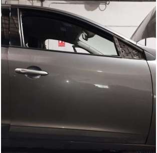 PUERTA DELANTERA DERECHA...