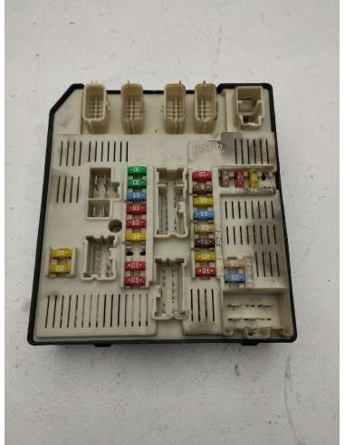 CAJA RELES / FUSIBLES RENAULT MEGANE...