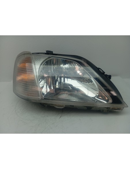 Recambio de faro derecho para dacia logan mcv ambiance referencia OEM IAM 8200211006  