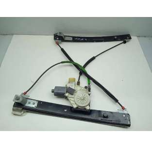 ELEVALUNAS DELANTERO...