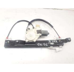 ELEVALUNAS TRASERO...