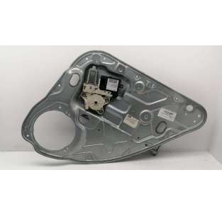 ELEVALUNAS TRASERO DERECHO...