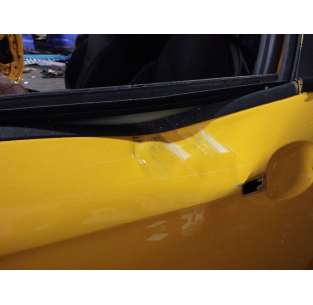 PUERTA DELANTERA IZQUIERDA... 2