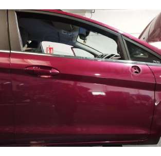 PUERTA DELANTERA DERECHA...