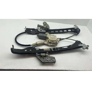 ELEVALUNAS TRASERO...