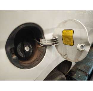 TAPA EXTERIOR COMBUSTIBLE... 2