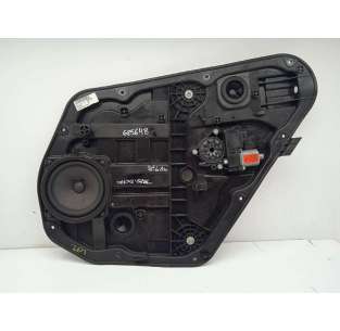 ELEVALUNAS TRASERO DERECHO...