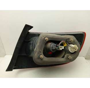 PILOTO TRASERO IZQUIERDO... 2