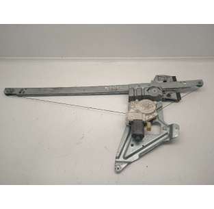 ELEVALUNAS DELANTERO...