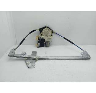 ELEVALUNAS DELANTERO...