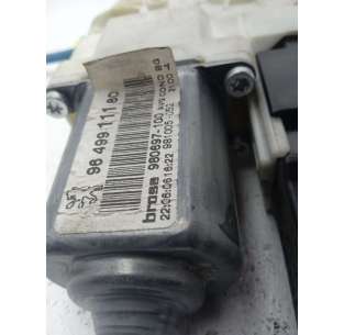 ELEVALUNAS DELANTERO... 2