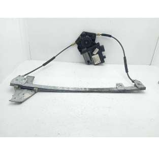 ELEVALUNAS DELANTERO...