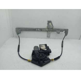 ELEVALUNAS DELANTERO...