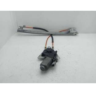 ELEVALUNAS DELANTERO...