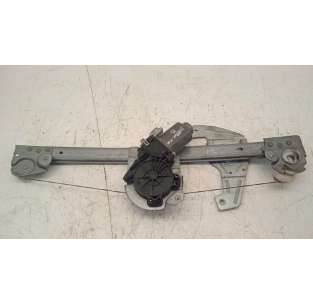 ELEVALUNAS DELANTERO...