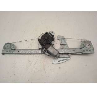 ELEVALUNAS DELANTERO...