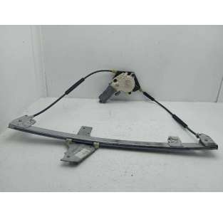 ELEVALUNAS DELANTERO...