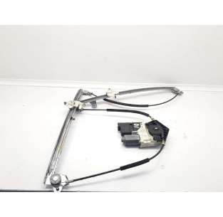 ELEVALUNAS DELANTERO...