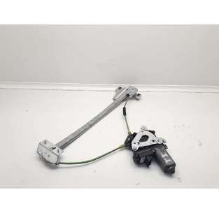 ELEVALUNAS TRASERO...