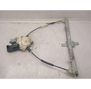 ELEVALUNAS DELANTERO...