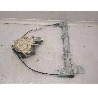 ELEVALUNAS TRASERO DERECHO...