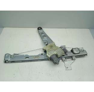 ELEVALUNAS DELANTERO...